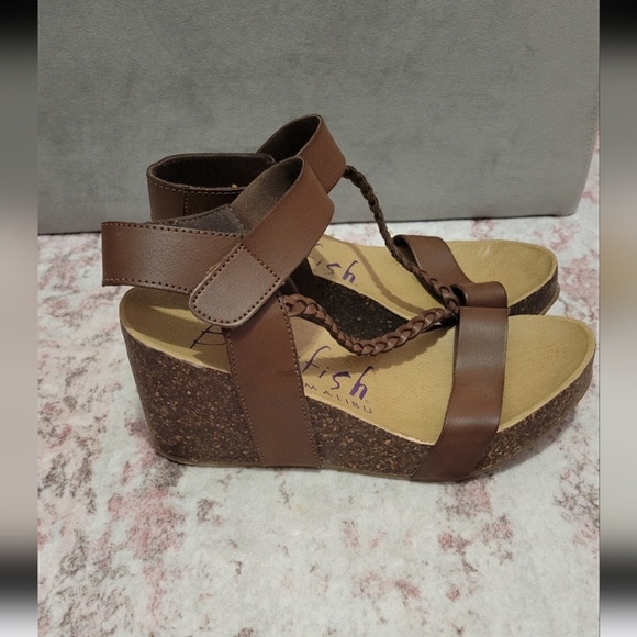 Blowfish Women's Tan Braided Sandals - Picture 2 of 4